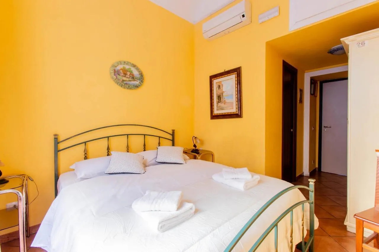 Oscar 3 Hotel Rome 0*,  Italy