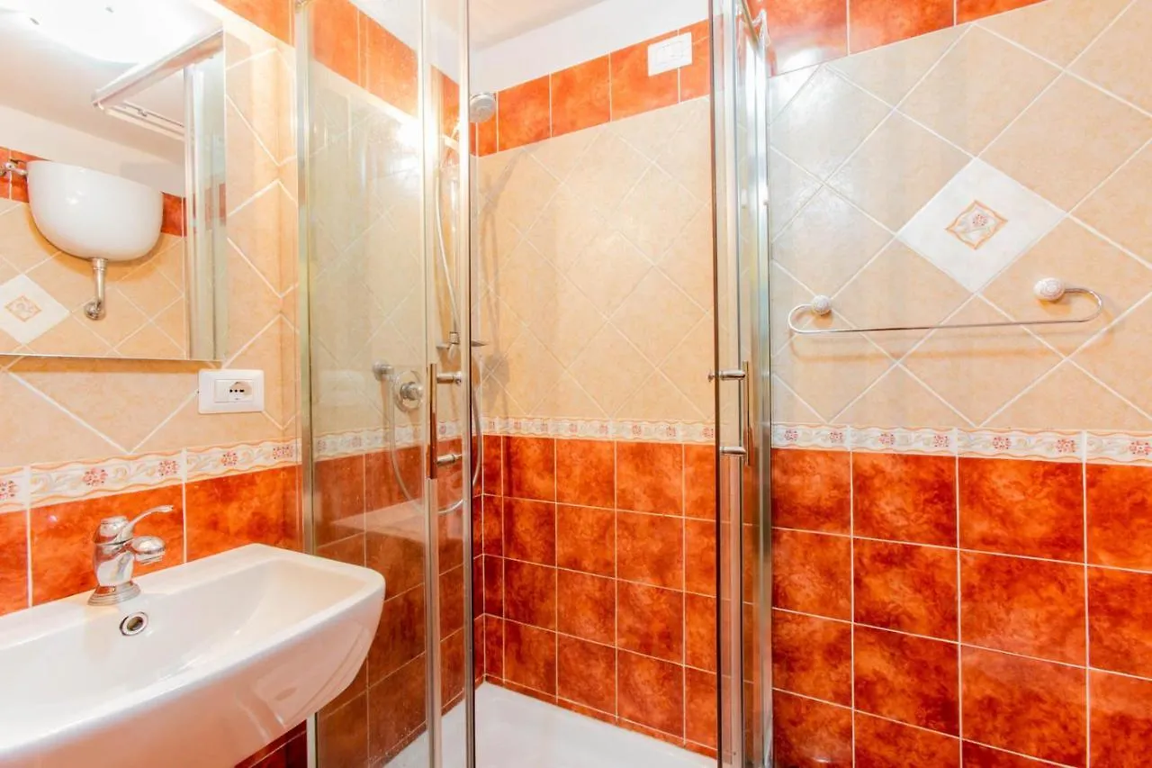 Oscar 3 Hotel Rome 0*,  Italy